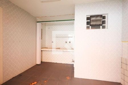 Casa à venda com 3 quartos, 225m² em Vila Mariana, São Paulo