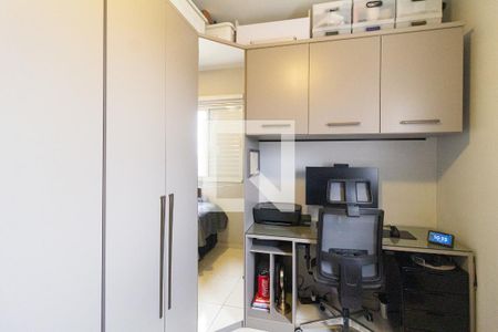 Quarto 1 de apartamento à venda com 2 quartos, 51m² em Umuarama, Osasco