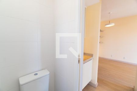 Banheiro de apartamento à venda com 1 quarto, 45m² em Vila Guarani (zona Sul), São Paulo