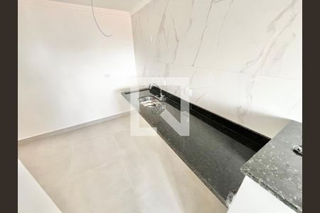 Cozinha e Área de Serviço de apartamento à venda com 2 quartos, 45m² em Vila Paiva, São Paulo
