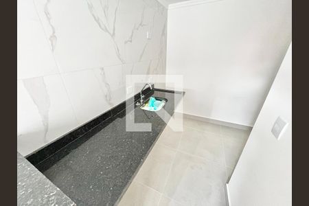 Cozinha e Área de Serviço de apartamento à venda com 2 quartos, 40m² em Vila Paiva, São Paulo