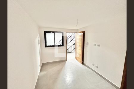 Sala/Cozinha de apartamento à venda com 2 quartos, 40m² em Vila Paiva, São Paulo