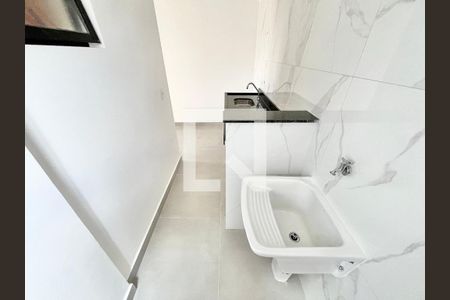 Cozinha e Área de Serviço de apartamento à venda com 2 quartos, 40m² em Vila Paiva, São Paulo