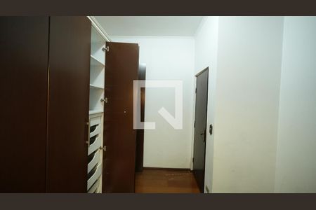 Quarto 1 de casa à venda com 5 quartos, 300m² em Campestre, Santo André