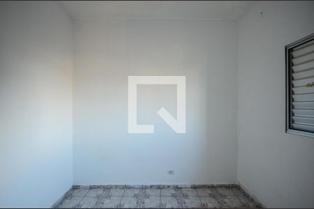 Quarto 1 de casa para alugar com 2 quartos, 140m² em Jardim Santa Lucrecia, São Paulo