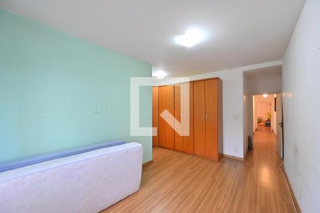 Suíte de casa para alugar com 4 quartos, 260m² em Vila Mariana, São Paulo