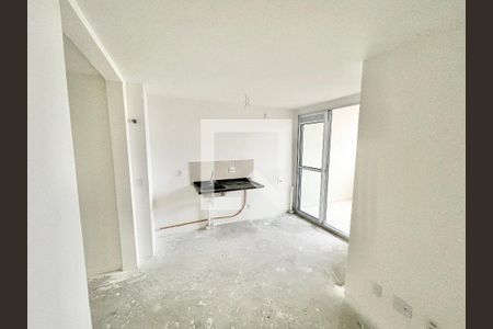 Sala/Cozinha de apartamento à venda com 1 quarto, 81m² em Parada Inglesa, São Paulo
