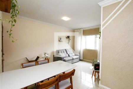 Sala de apartamento à venda com 3 quartos, 83m² em Padre Eustáquio, Belo Horizonte