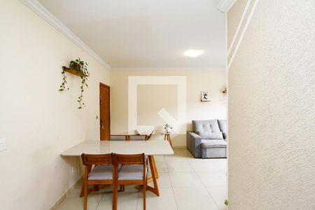 Sala de apartamento à venda com 3 quartos, 83m² em Padre Eustáquio, Belo Horizonte