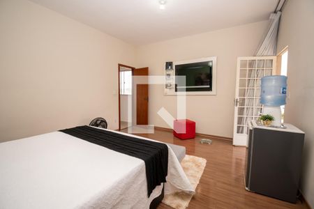 Quarto Suíte de casa à venda com 4 quartos, 294m² em Colonial, Contagem
