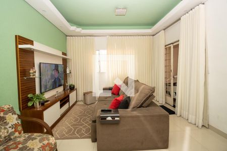 Sala de casa à venda com 4 quartos, 294m² em Colonial, Contagem