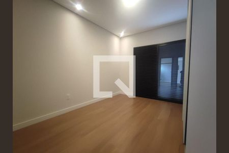 Casa à venda com 3 quartos, 226m² em Pinheiro, Valinhos