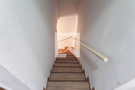 Escada de casa de condomínio à venda com 3 quartos, 80m² em Dona Clara, Belo Horizonte