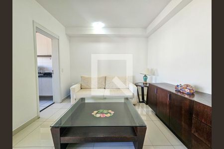 Sala de apartamento para alugar com 3 quartos, 84m² em Itaim Bibi, São Paulo