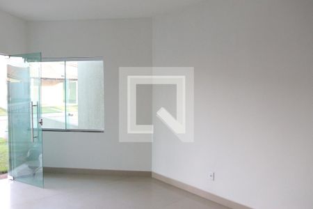 Casa à venda com 2 quartos, 75m² em Vila Finsocial, Goiânia