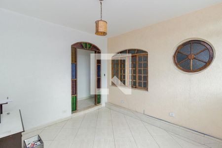 Sala de casa para alugar com 2 quartos, 120m² em Jardim Marisa, São Paulo