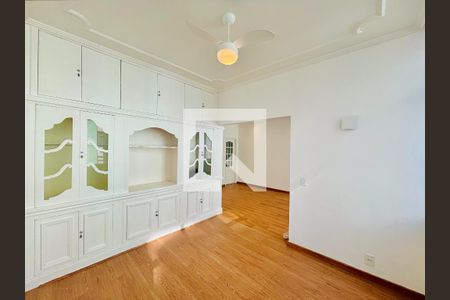 Sala de apartamento para alugar com 2 quartos, 90m² em Copacabana, Rio de Janeiro