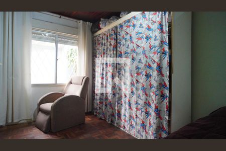 Quarto 1 de casa à venda com 3 quartos, 276m² em Sarandi, Porto Alegre