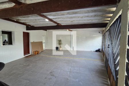 Garagem de casa de condomínio para alugar com 1 quarto, 78m² em Jardim Trevo, Praia Grande