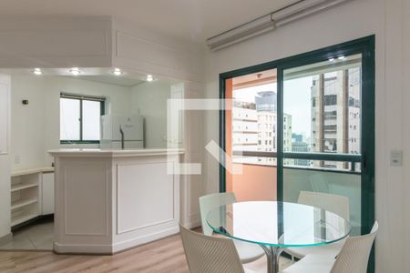 Sala de apartamento para alugar com 1 quarto, 40m² em Itaim Bibi, São Paulo