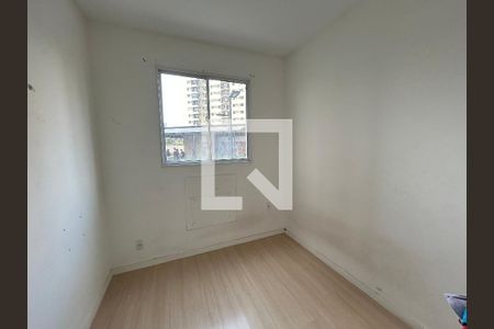 Quarto 1 de apartamento para alugar com 2 quartos, 48m² em Del Castilho, Rio de Janeiro