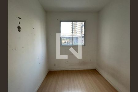 Quarto 1 de apartamento para alugar com 2 quartos, 48m² em Del Castilho, Rio de Janeiro