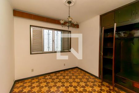 Quarto 1 de casa para alugar com 3 quartos, 325m² em Vila Fatima, São Paulo