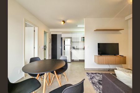 Sala/Cozinha de apartamento para alugar com 1 quarto, 33m² em Vila Cordeiro, São Paulo