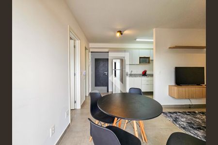 Sala/Cozinha de apartamento para alugar com 1 quarto, 33m² em Vila Cordeiro, São Paulo