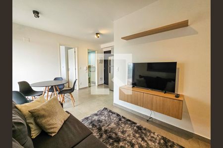 Sala/Cozinha de apartamento para alugar com 1 quarto, 33m² em Vila Cordeiro, São Paulo