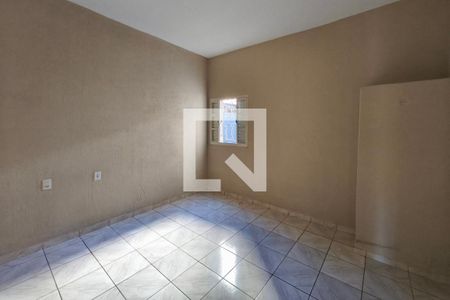 Quarto 2 de casa para alugar com 2 quartos, 160m² em Vila Satúrnia, Campinas