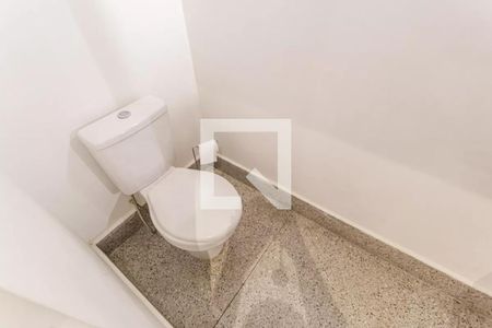 Casa à venda com 2 quartos, 100m² em Moema, São Paulo