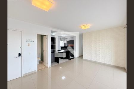 Sala  de apartamento para alugar com 2 quartos, 100m² em Santo Amaro, São Paulo