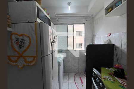 Cozinha e Área de Serviço de apartamento para alugar com 2 quartos, 45m² em São João Batista, Belo Horizonte