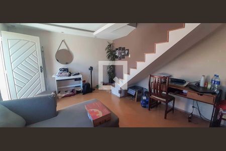 Casa à venda com 4 quartos, 230m² em Jardim D’abril, Osasco