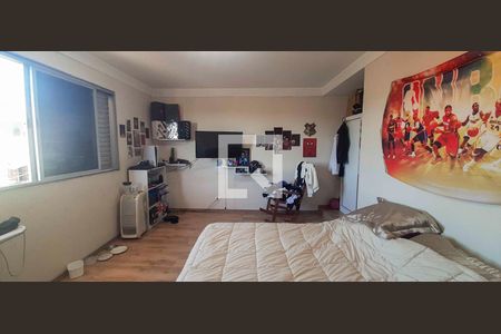 Casa à venda com 4 quartos, 230m² em Jardim D’abril, Osasco