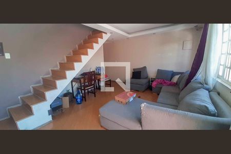 Casa à venda com 4 quartos, 230m² em Jardim D’abril, Osasco