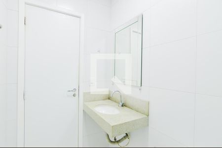 Banheiro de casa para alugar com 1 quarto, 60m² em Jardim Adriana, Guarulhos
