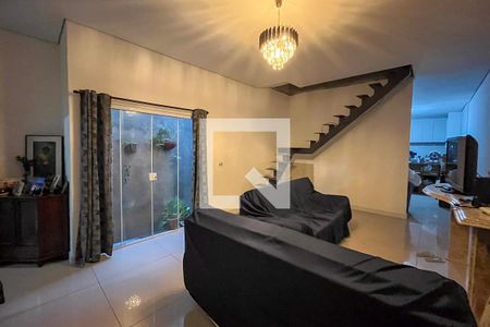 Casa à venda com 2 quartos, 300m² em Vila Santo Estefano, São Paulo