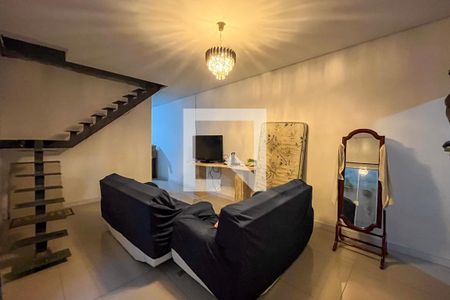Casa à venda com 2 quartos, 300m² em Vila Santo Estefano, São Paulo