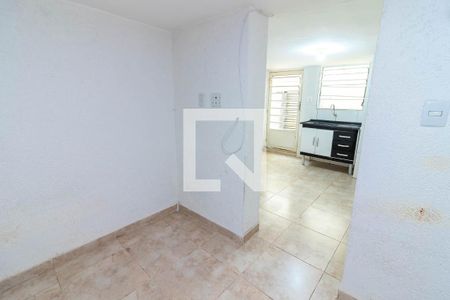 Sala e Quarto de apartamento para alugar com 1 quarto, 30m² em Vila Romero, São Paulo