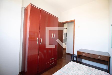 Quarto 01 de apartamento à venda com 3 quartos, 70m² em Carlos Prates, Belo Horizonte