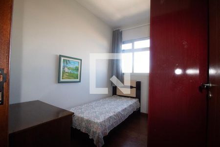 Quarto 01  de apartamento à venda com 3 quartos, 70m² em Carlos Prates, Belo Horizonte