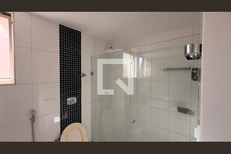 Banheiro da Suíte de apartamento para alugar com 3 quartos, 126m² em Setor Bueno, Goiânia