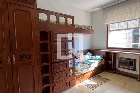 Quarto 2 de apartamento para alugar com 2 quartos, 140m² em Boqueirão, Santos