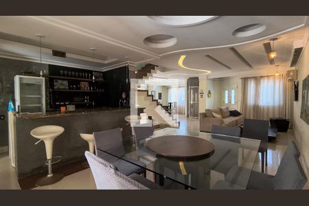 Casa de Condomínio para alugar com 7 quartos, 700m² em Recreio dos Bandeirantes, Rio de Janeiro