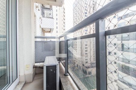 Sacada de apartamento para alugar com 1 quarto, 49m² em Alphaville Industrial, Barueri