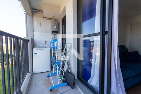 Varanda e área de serviço de apartamento à venda com 2 quartos, 42m² em Cidade Antônio Estêvão de Carvalho, São Paulo