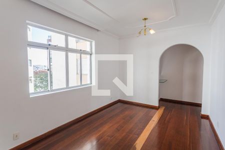 Sala de apartamento para alugar com 3 quartos, 110m² em Cidade Nova, Belo Horizonte