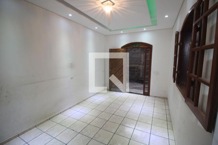 Sala de casa para alugar com 2 quartos, 100m² em Olaria, Contagem